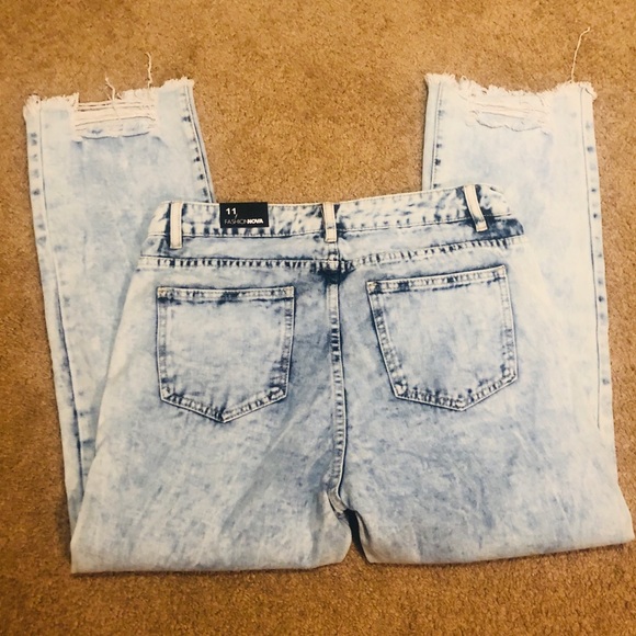 Fashion Nova All Over It Boyfriend Jeans - Picture 8 of 8